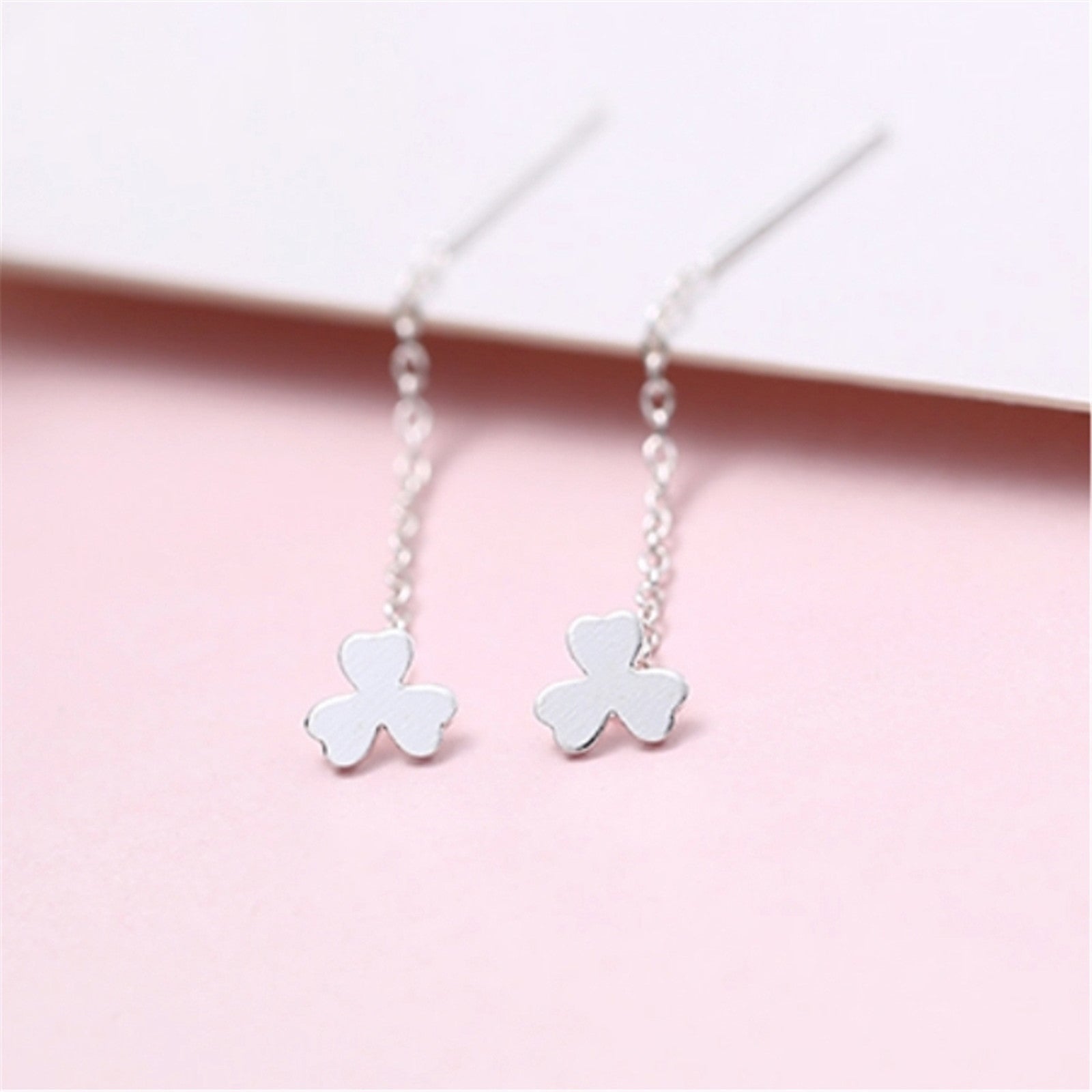 925 Sterling Silver Shamrock Threader Dangle Earrings - sugarkittenlondon