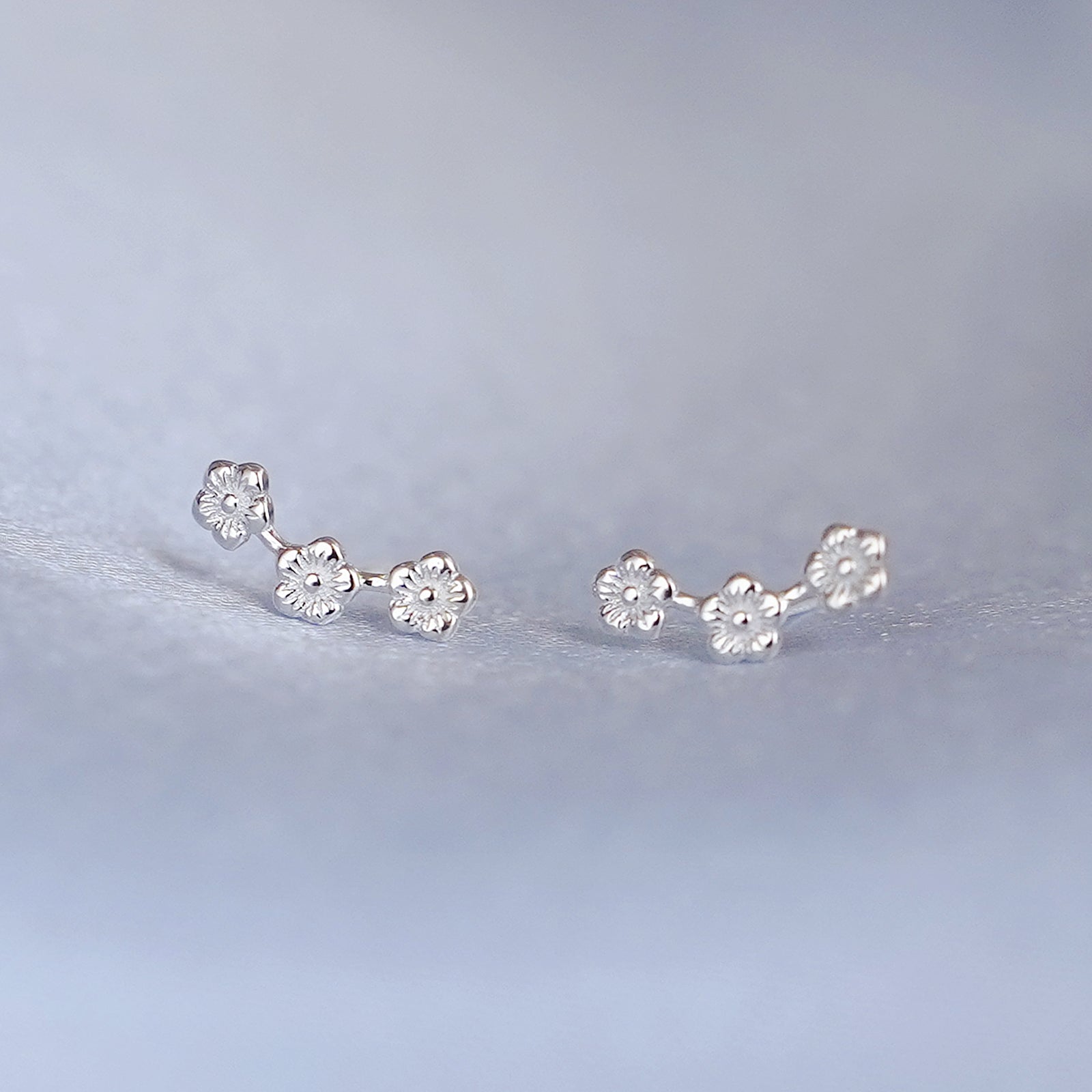 Mini 925 Sterling Silver Triple Flower Line Wave Post Stud Earrings - sugarkittenlondon