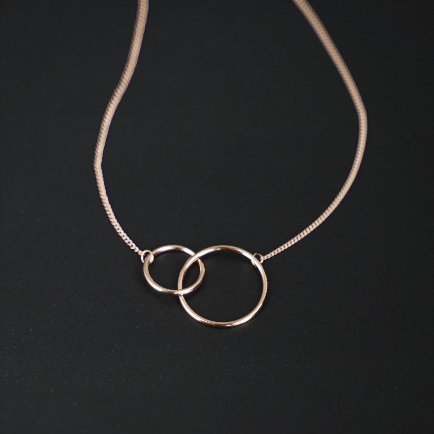 Linked Circles Eternity Infinity Necklace in Sterling Silver (3 Tones) - sugarkittenlondon