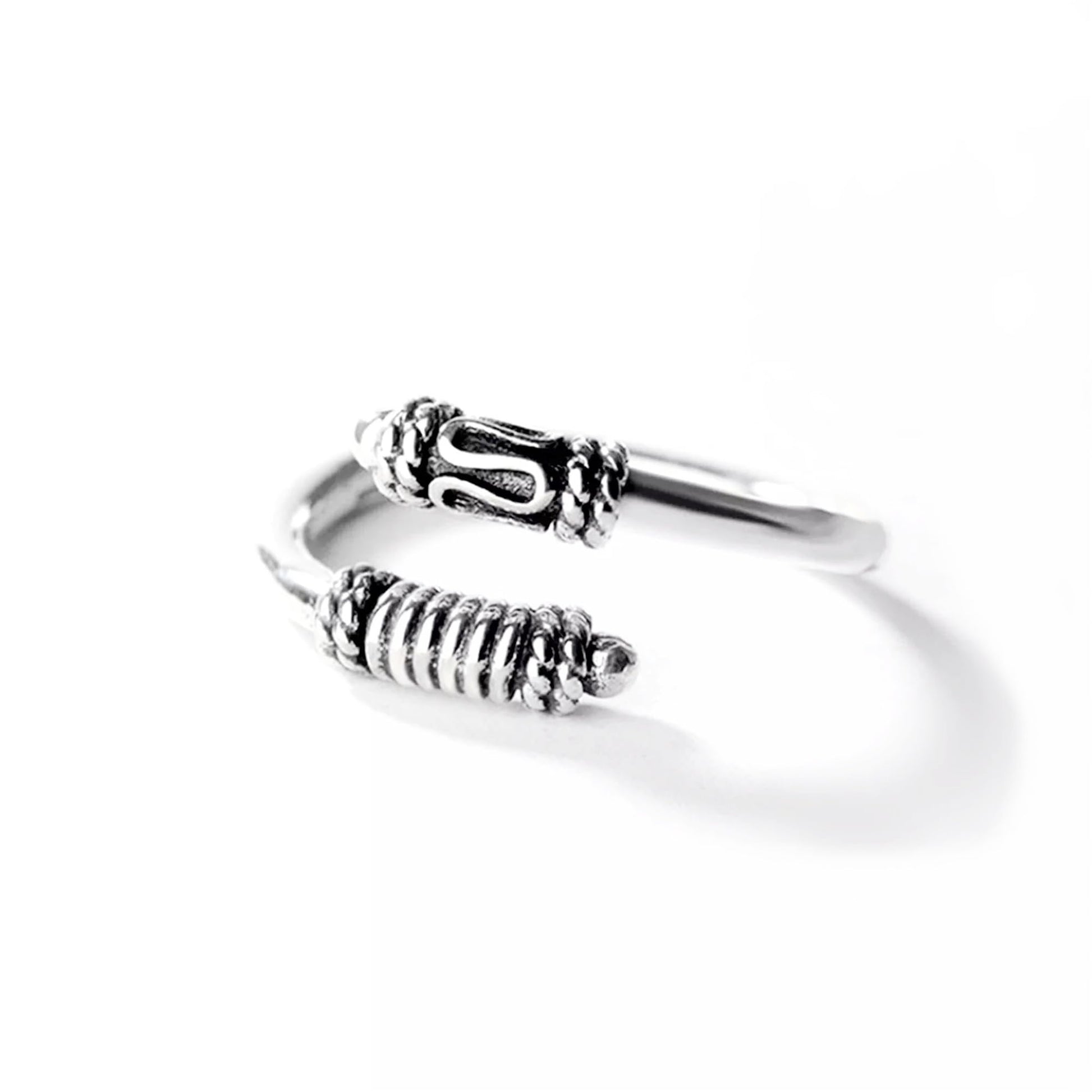 Oxidised Totem Knot ring, silver tone, coiled rope band with raised knot detail
