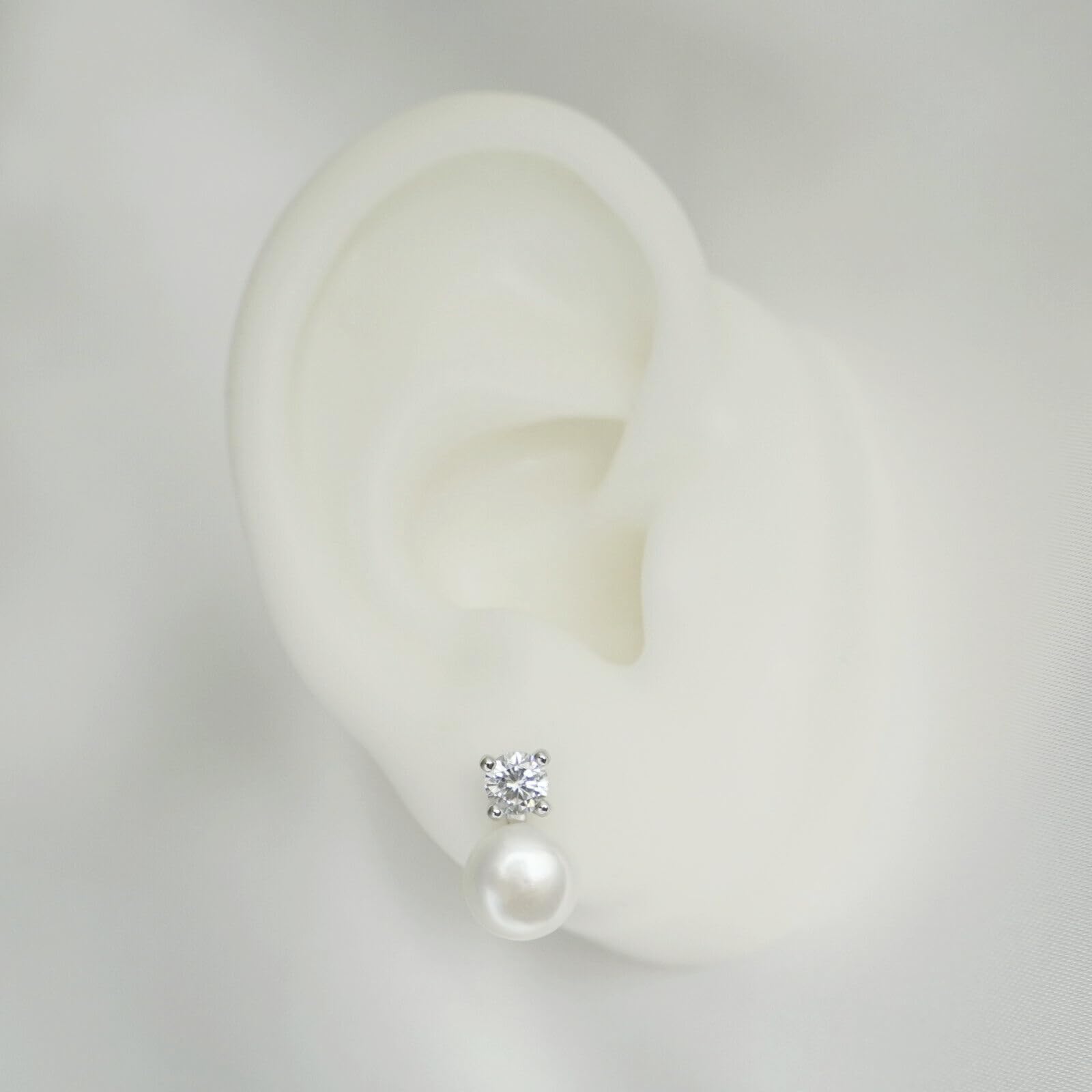 Single freshwater Pearl & CZ stud earring: white pearl with small round CZ setting