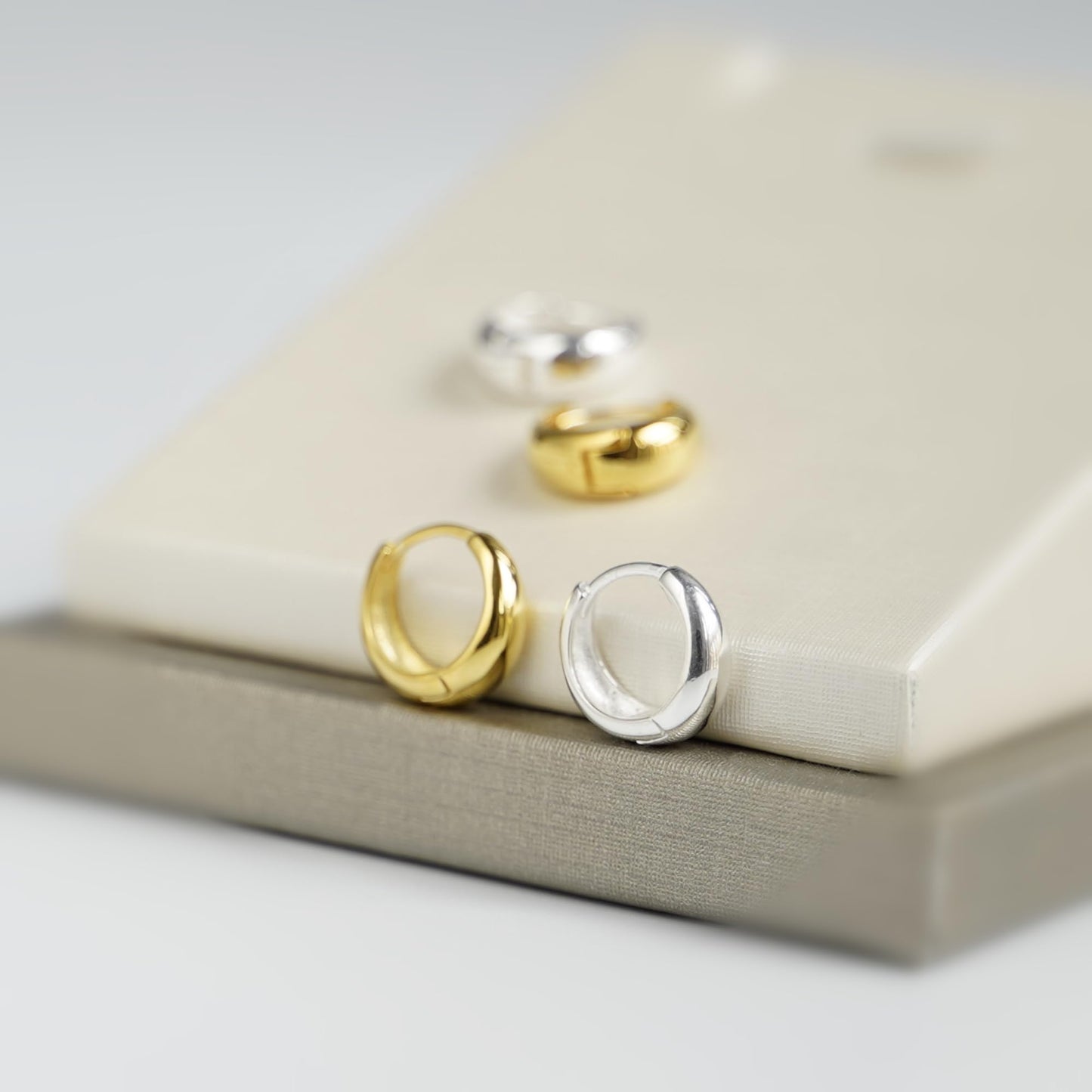 Sterling Silver Teardrop Waterdrop Huggie Hoop Earrings 8 - 9mm Inside