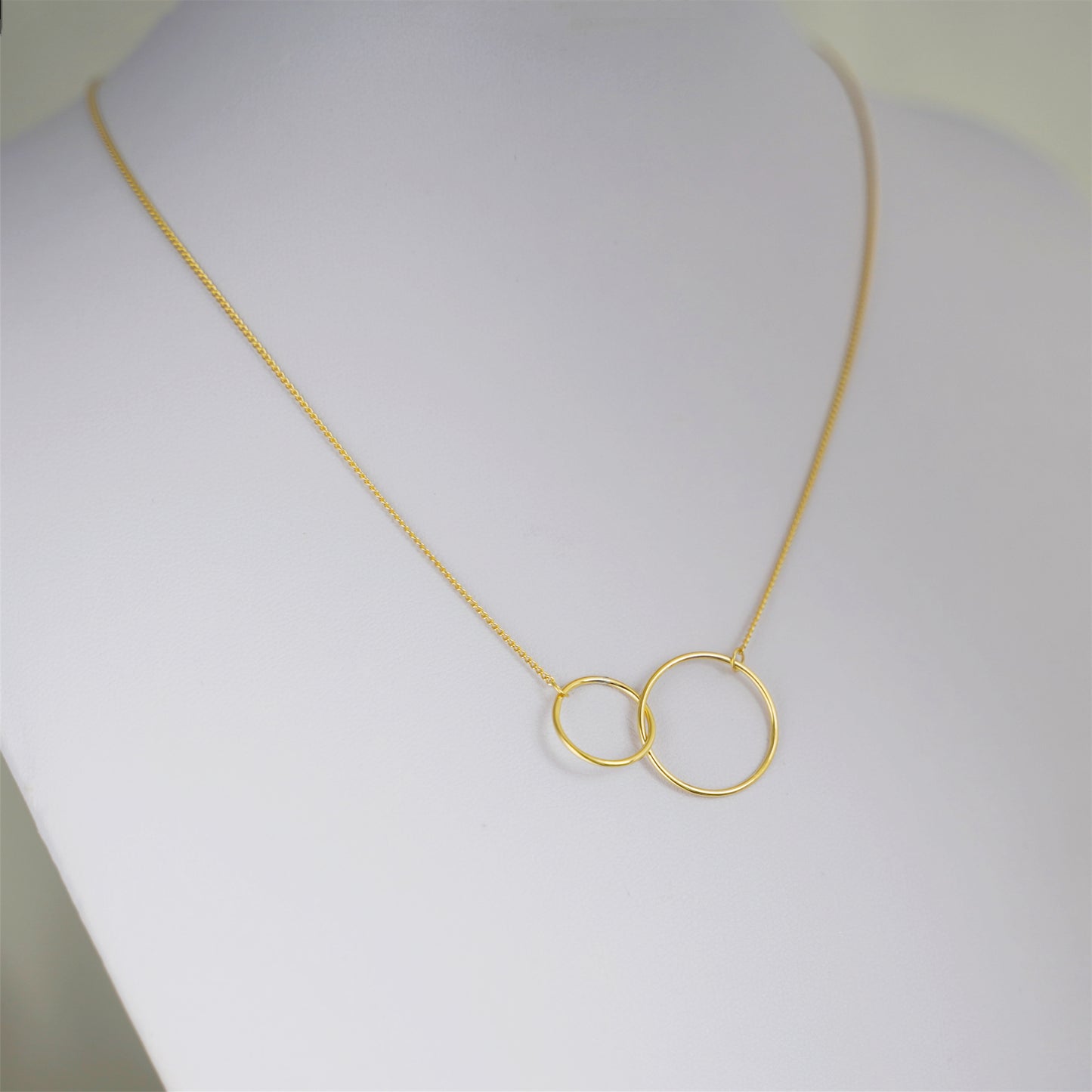 Linked Circles Eternity Infinity Necklace in Sterling Silver (3 Tones) - sugarkittenlondon