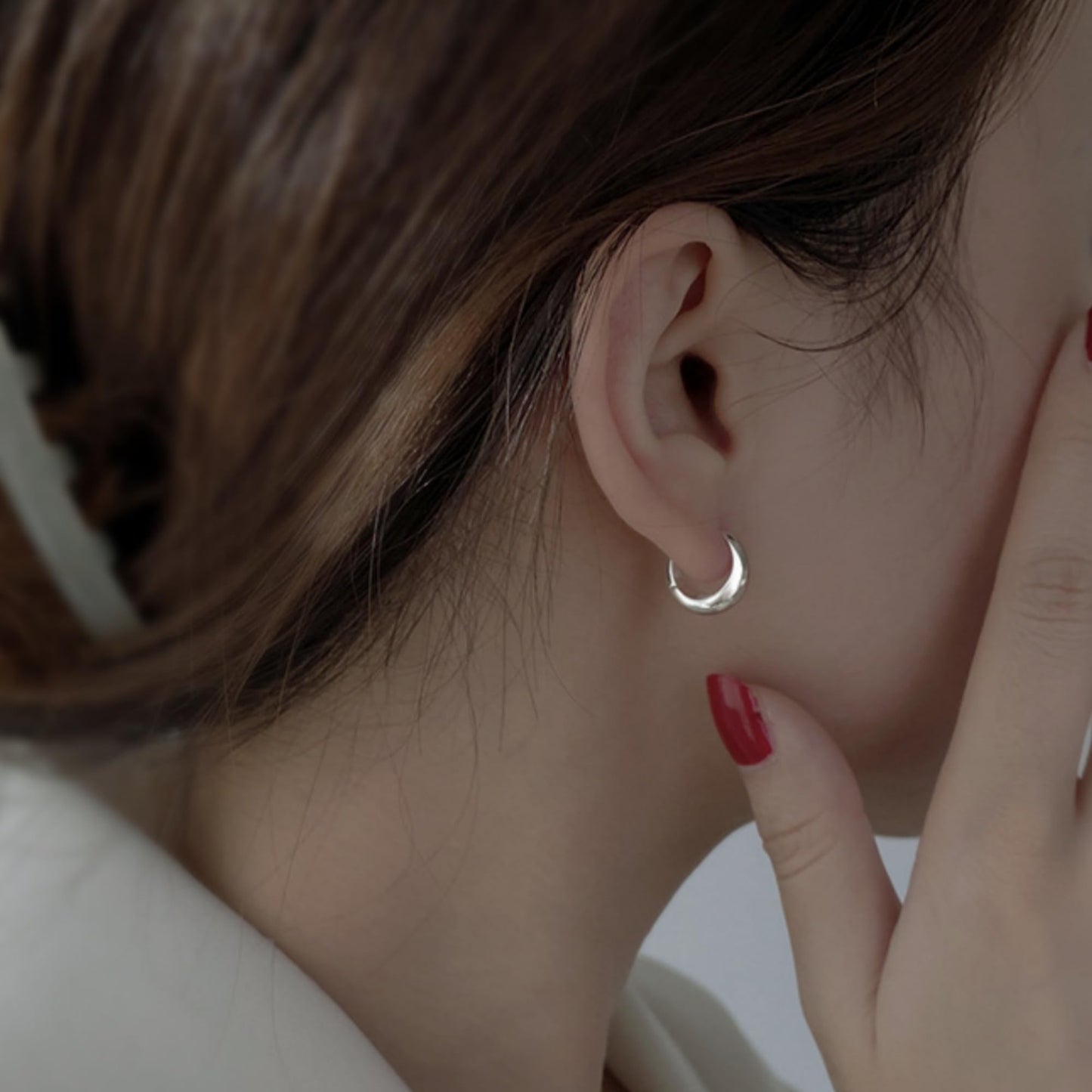 Sterling Silver Teardrop Waterdrop Huggie Hoop Earrings 8 - 9mm Inside