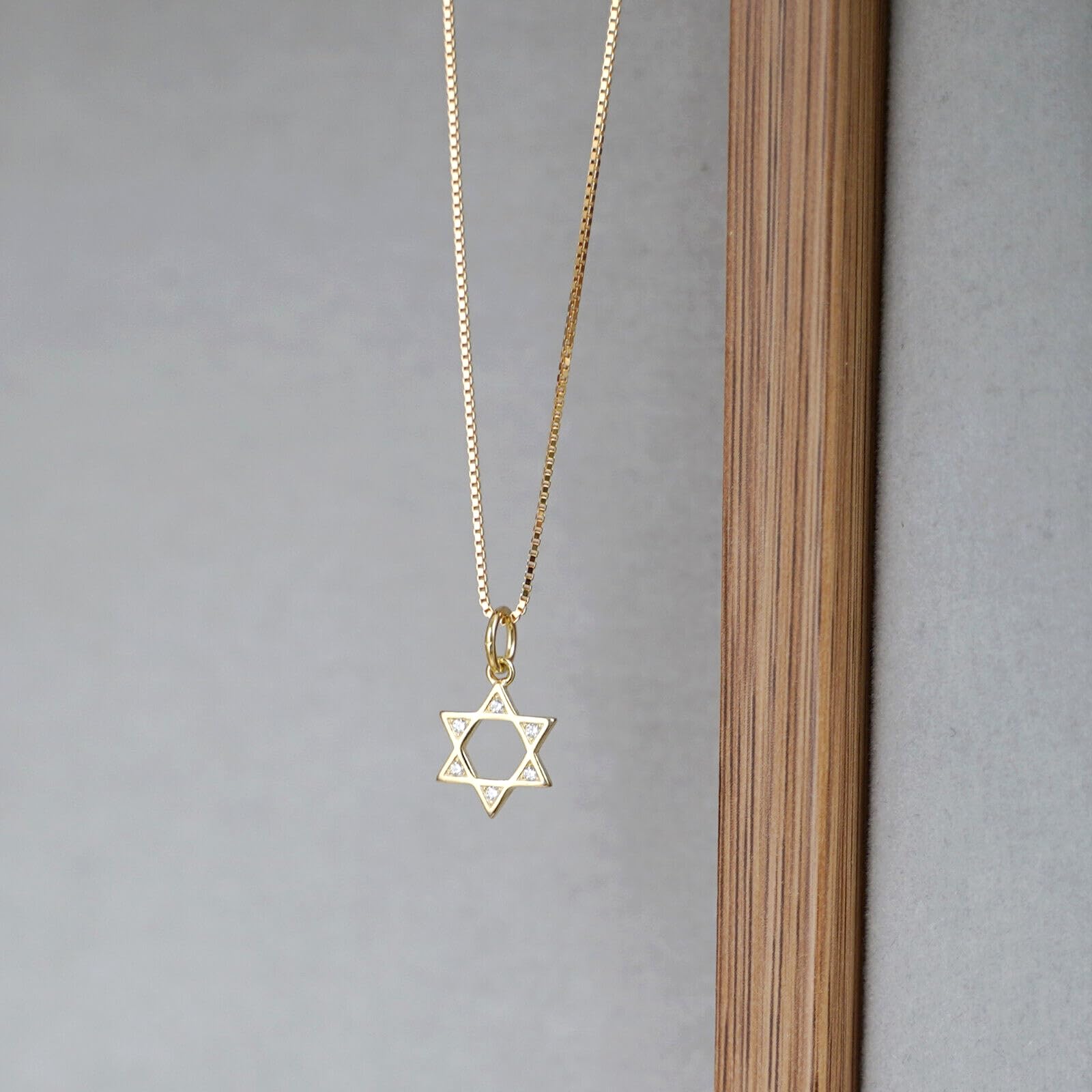Minimalist Box Chain in Gold tone with Star of David charm