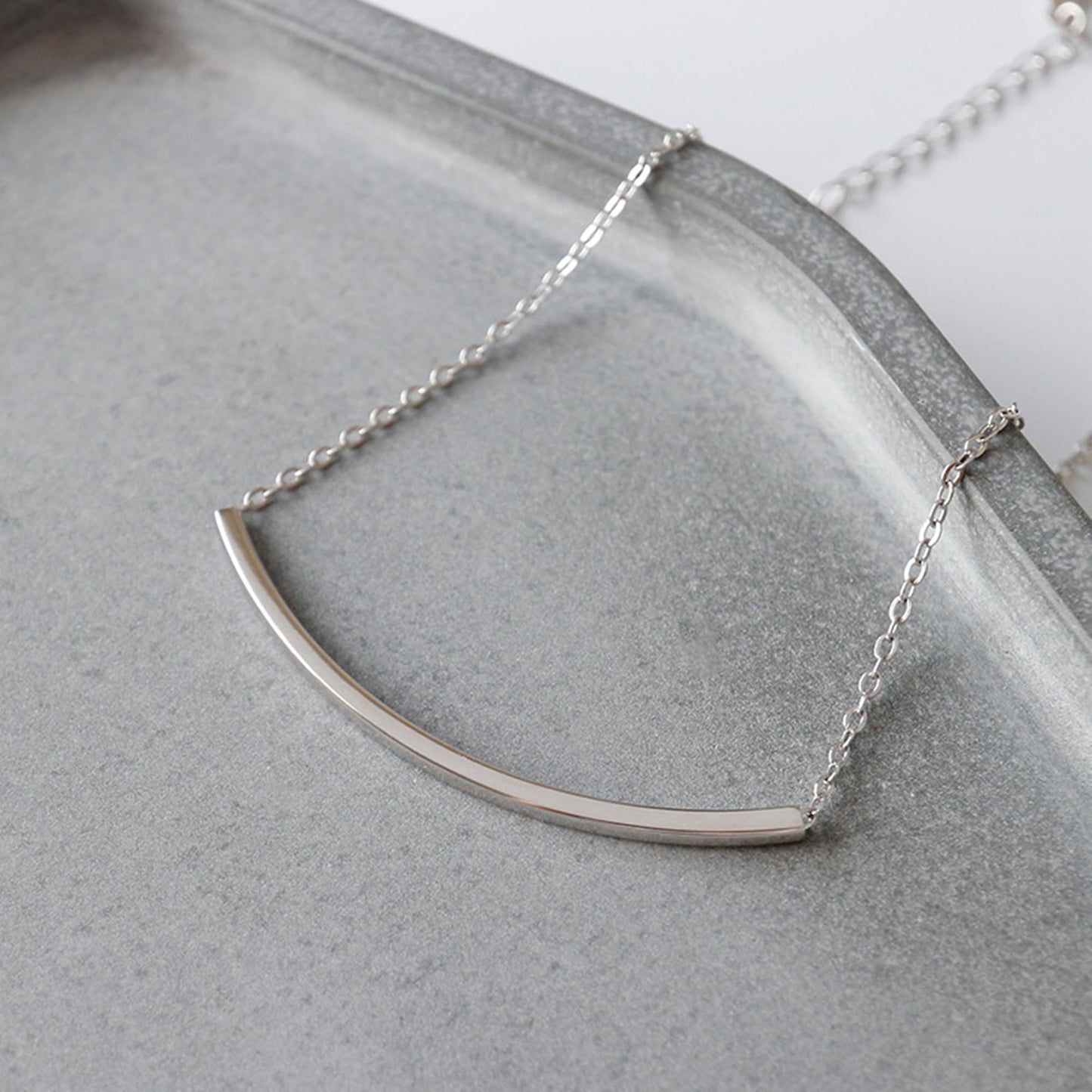 Curved Tube Curb Anklet curved tube bar centerpiece with curb chain and fastening