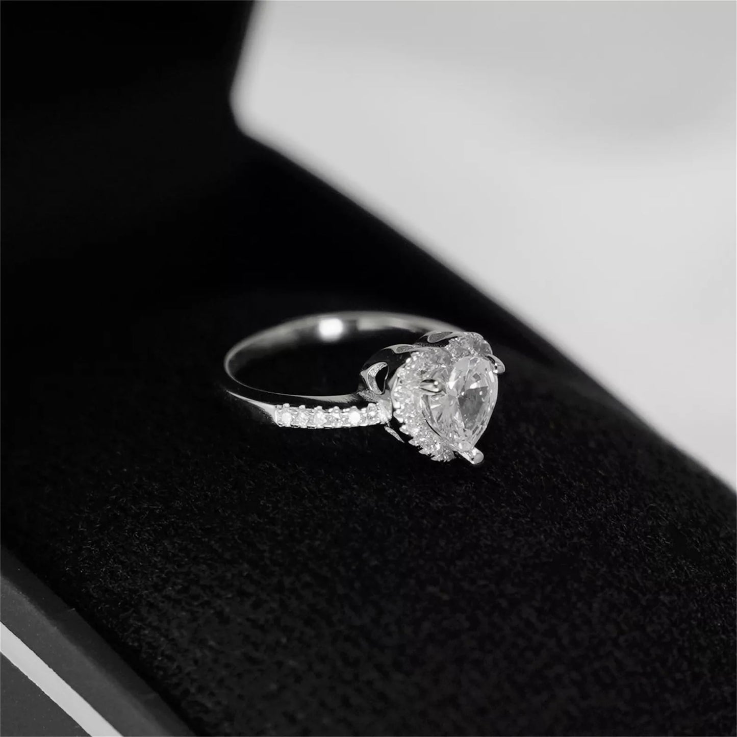 Sterling Silver Solitaire Heart Halo Ring Bezel Setting with Paved CZ Shoulders