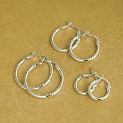 Sterling Silver 2mm Sleeper Hoop Earrings with 13mm/18mm/23mm Circle Drop - sugarkittenlondon