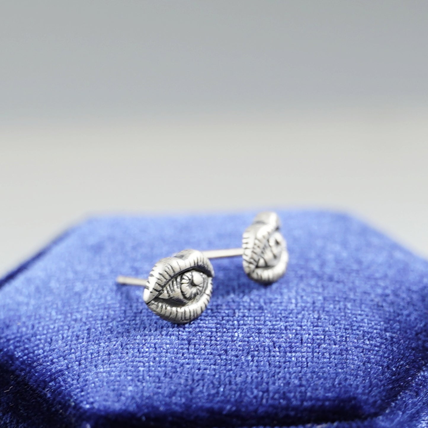 925 Sterling Silver Creepy Eye Lip Jewelry Stud Earrings with Oxidized Finish - sugarkittenlondon