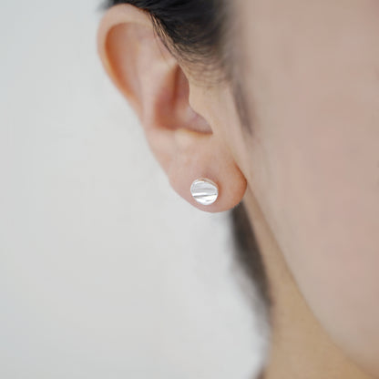 Sterling Silver Shiny 7mm Bent Circle Disc Dot Geometry Stud Earrings - sugarkittenlondon