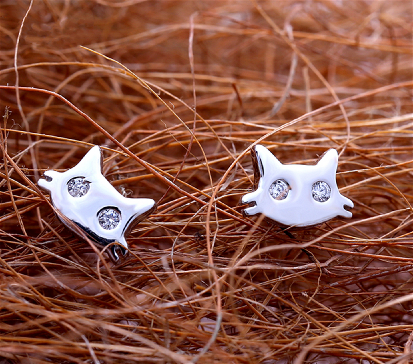 Mini Cat Stud Earrings with CZ Eyes in 925 Sterling Silver - sugarkittenlondon