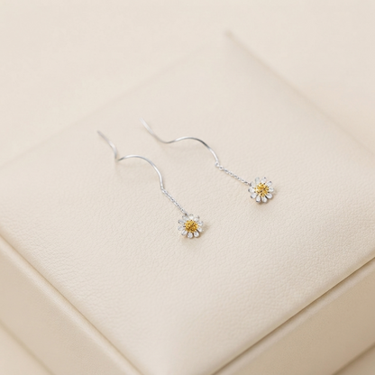 Daisy Wave Threader Earrings