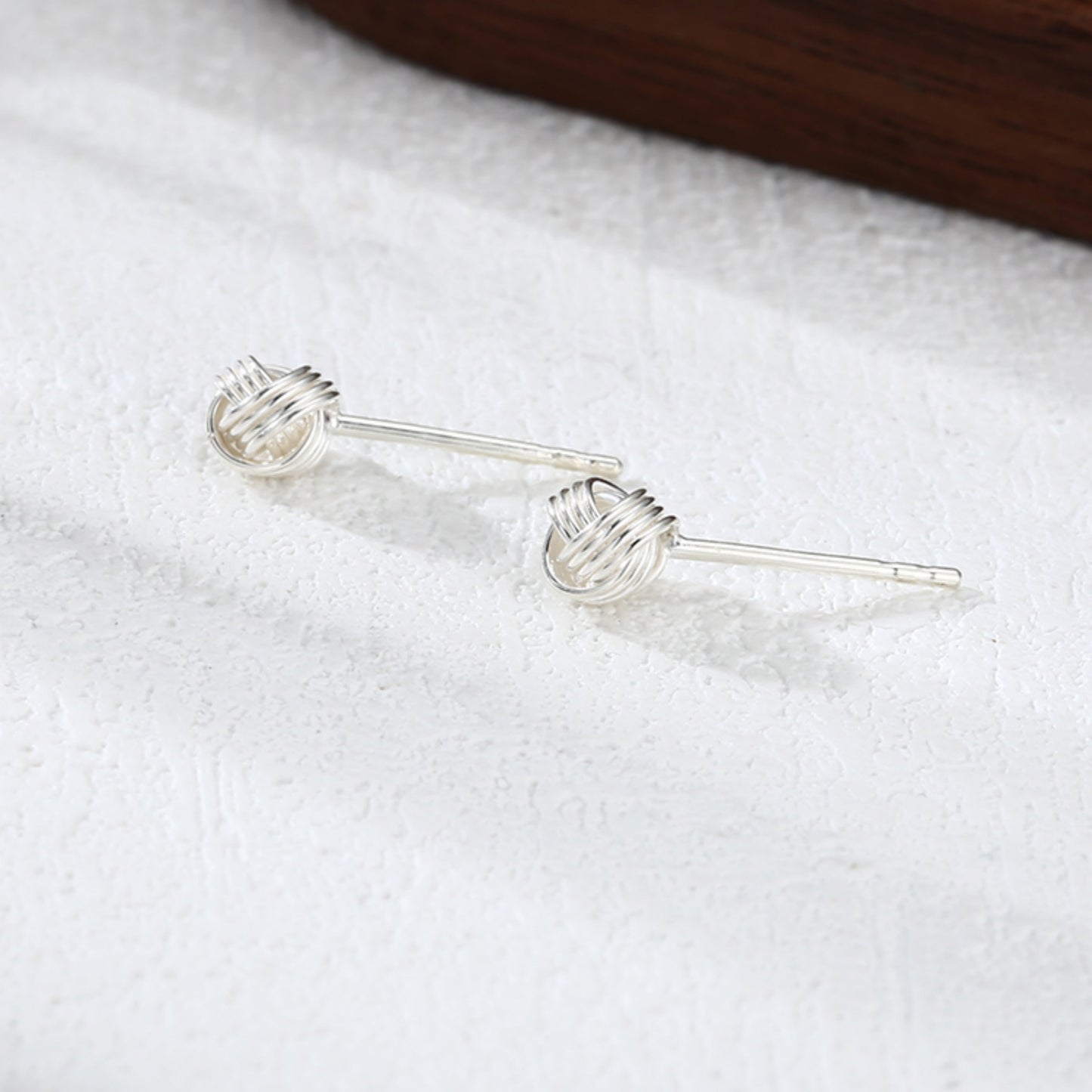 Sterling Silver 5mm Twisted Love Knot Wool Knot Stud Earrings