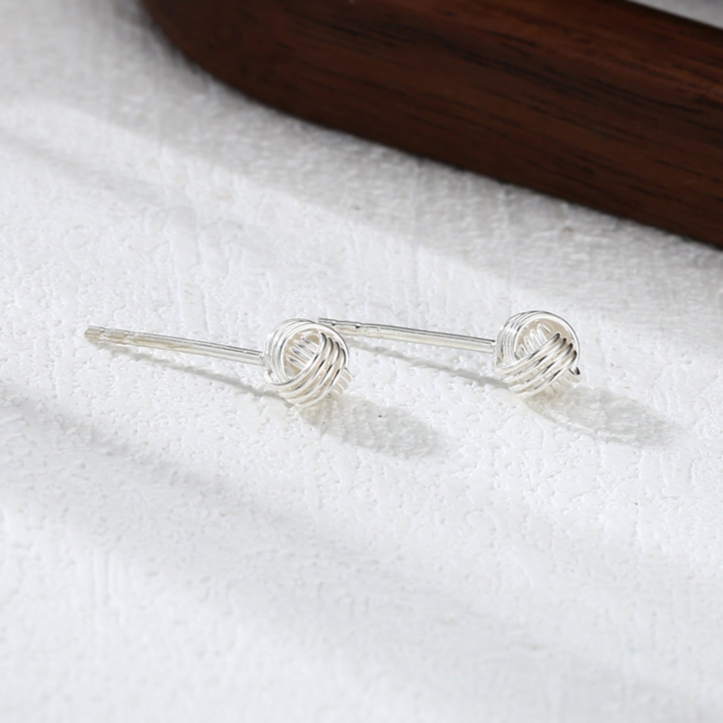 Sterling Silver 5mm Twisted Love Knot Wool Knot Stud Earrings