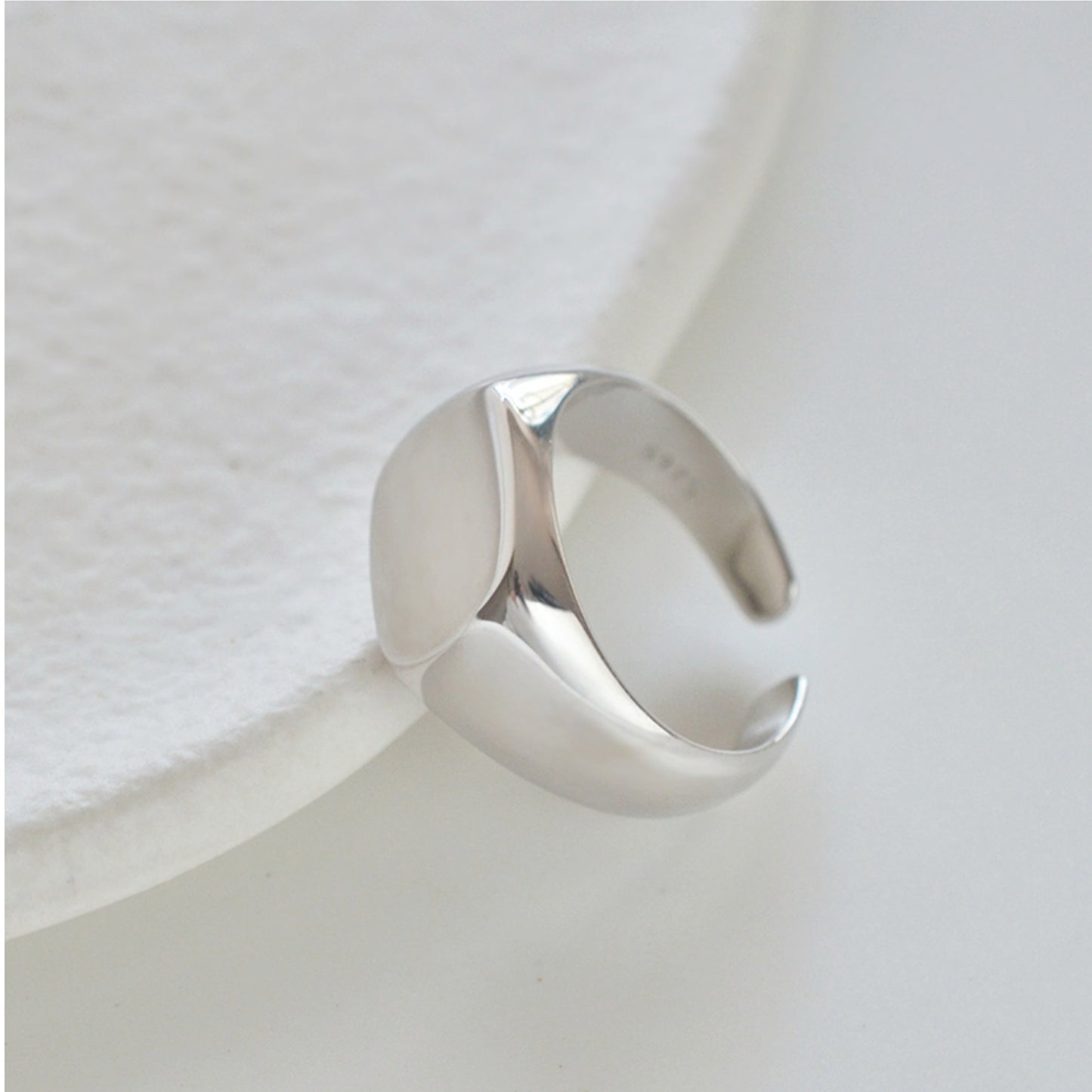 Sterling Silver Polished Cushion Square Signet Ring for Men and Women - sugarkittenlondon