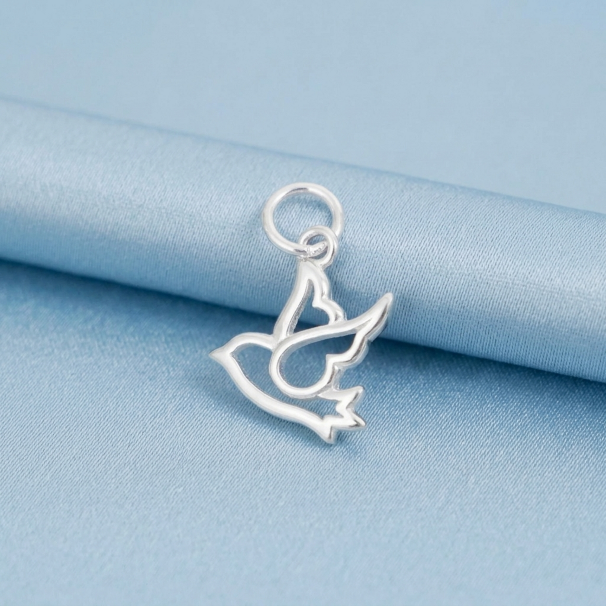 Dove peace charm on small metal ring clasp, silver-tone