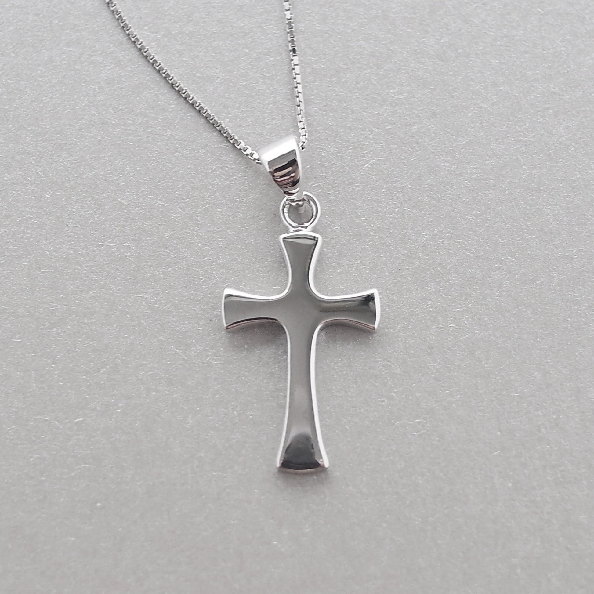 Sterling Silver Plain Shiny Polished Rounded Flared Cross Pendant - sugarkittenlondon