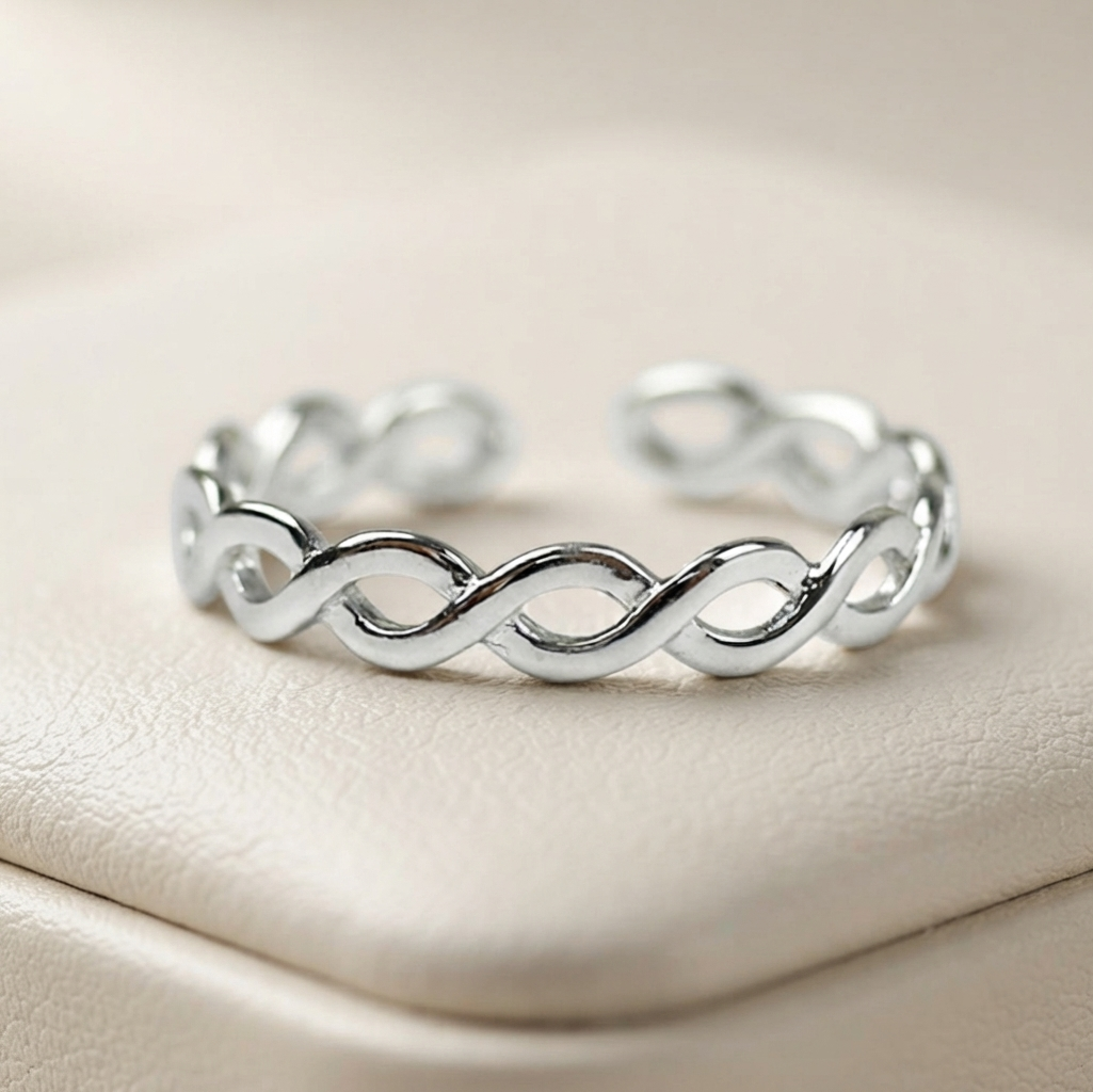 Infinity Knots Band Ring