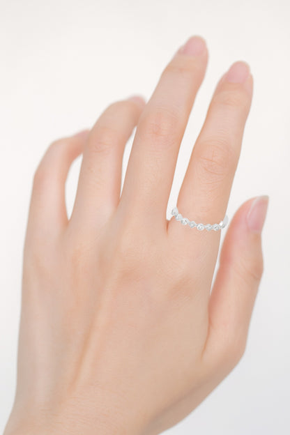 Sterling Silver Bezel-Set CZ Star Band – Adjustable Linked Ring (M–Q)