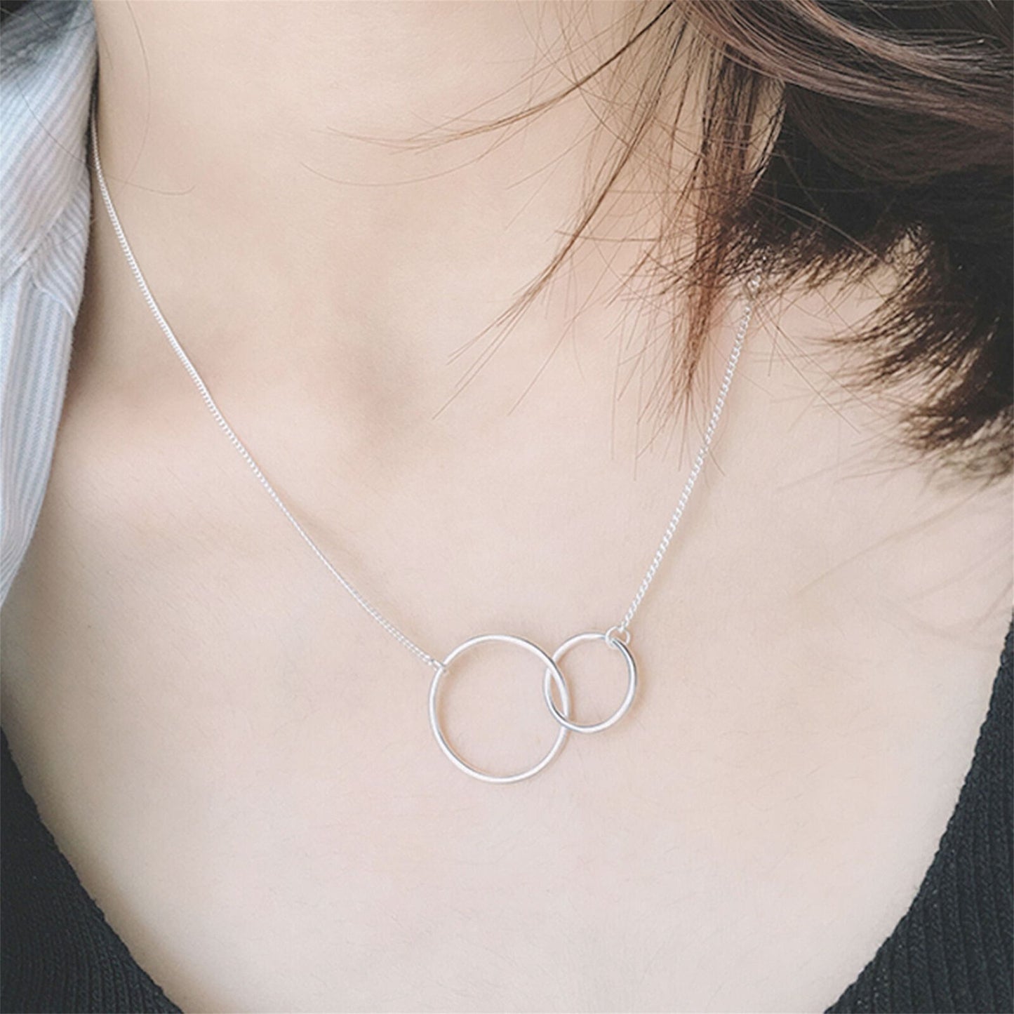 Linked Circles Eternity Infinity Necklace in Sterling Silver (3 Tones) - sugarkittenlondon