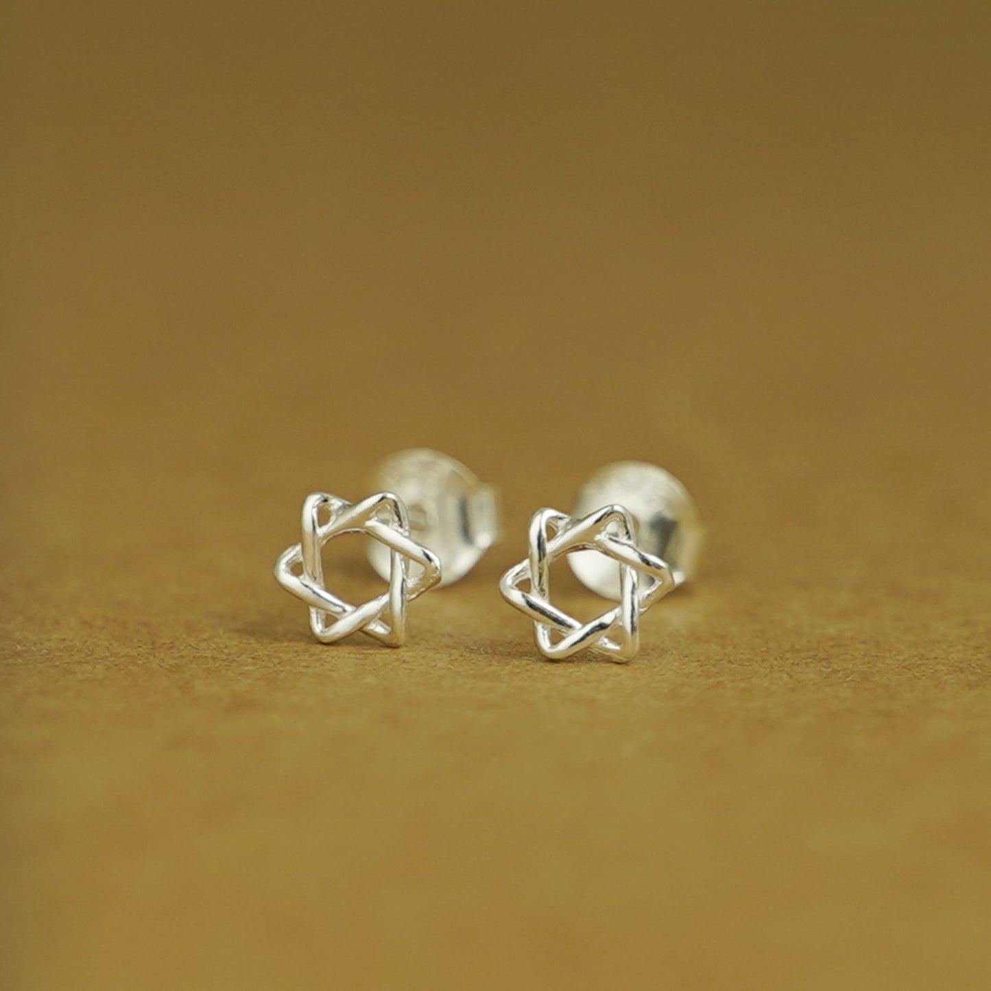 Fine Silver 6mm Hollow Six Pointed Star of David Hex Stud Earrings - sugarkittenlondon