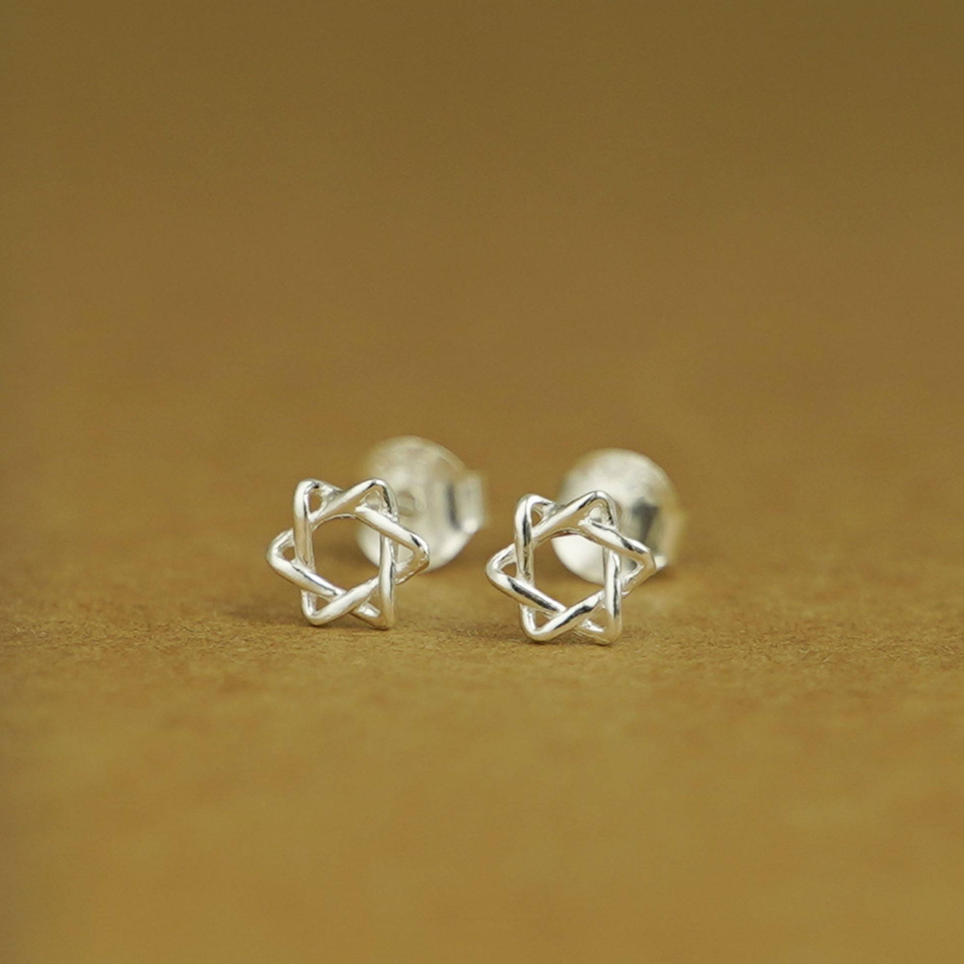 Fine Silver 6mm Hollow Six Pointed Star of David Hex Stud Earrings - sugarkittenlondon
