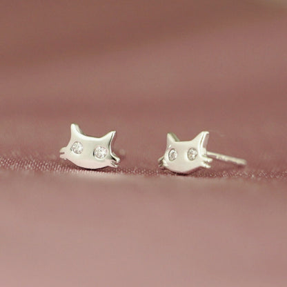 Mini Cat Stud Earrings with CZ Eyes in 925 Sterling Silver - sugarkittenlondon