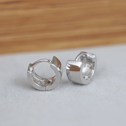 6.5mm Sterling Silver Hoop Huggie Earrings in Gold & Silver. - sugarkittenlondon