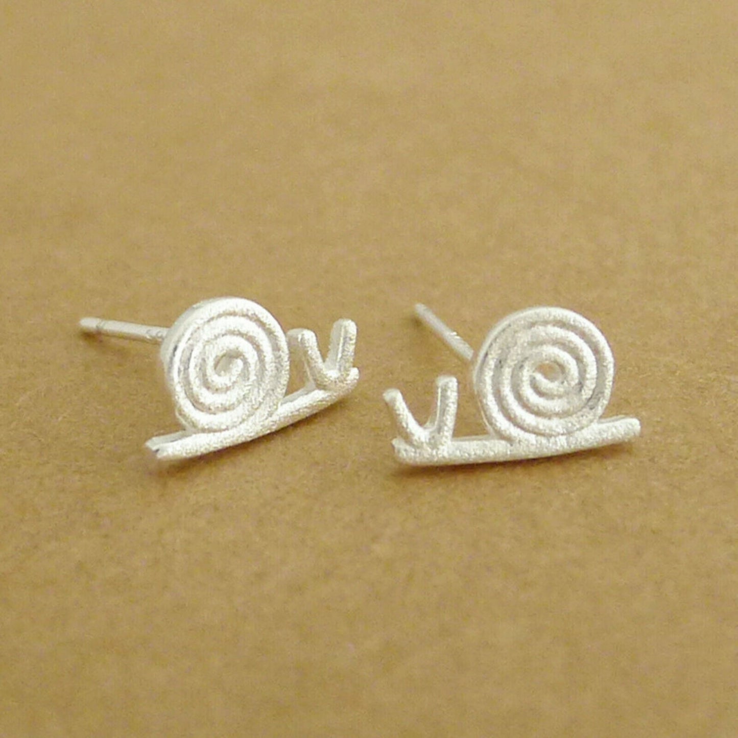 925 Sterling Silver Brushed Matte Snail Stud Earrings - Perfect Gift for Nature Lovers - sugarkittenlondon