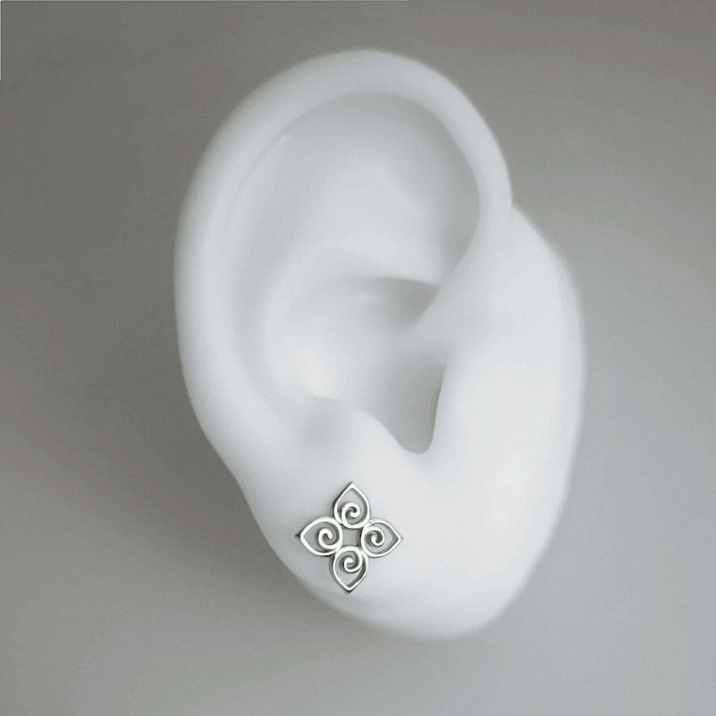 Sterling Silver Celtic Knot Square Floral Filigree Stud Earrings - sugarkittenlondon