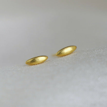 18K Gold on Sterling Silver Mini Brushed Rice Oval Dot Teardrop Stud Earrings - sugarkittenlondon