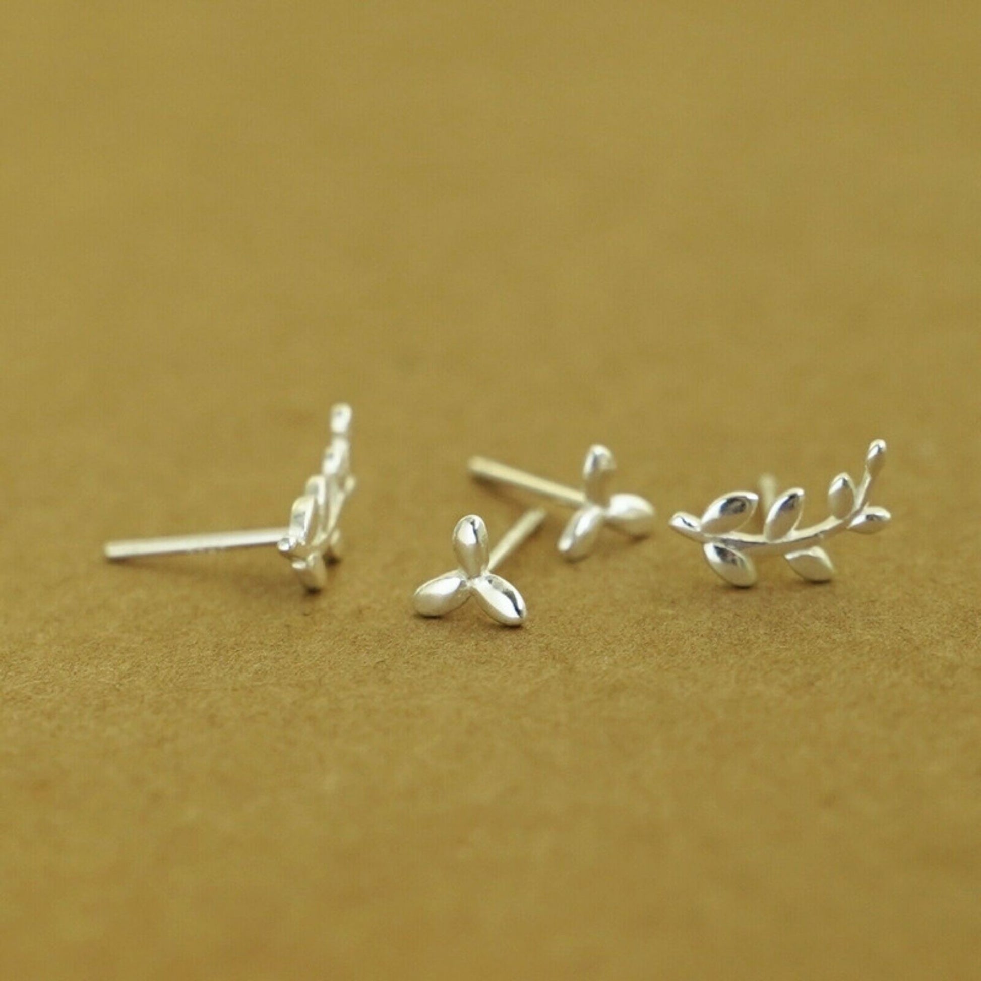 2 Pairs Sterling Silver Asymmetry Leaf Olive Brach Post Stud Earrings Boxed - sugarkittenlondon