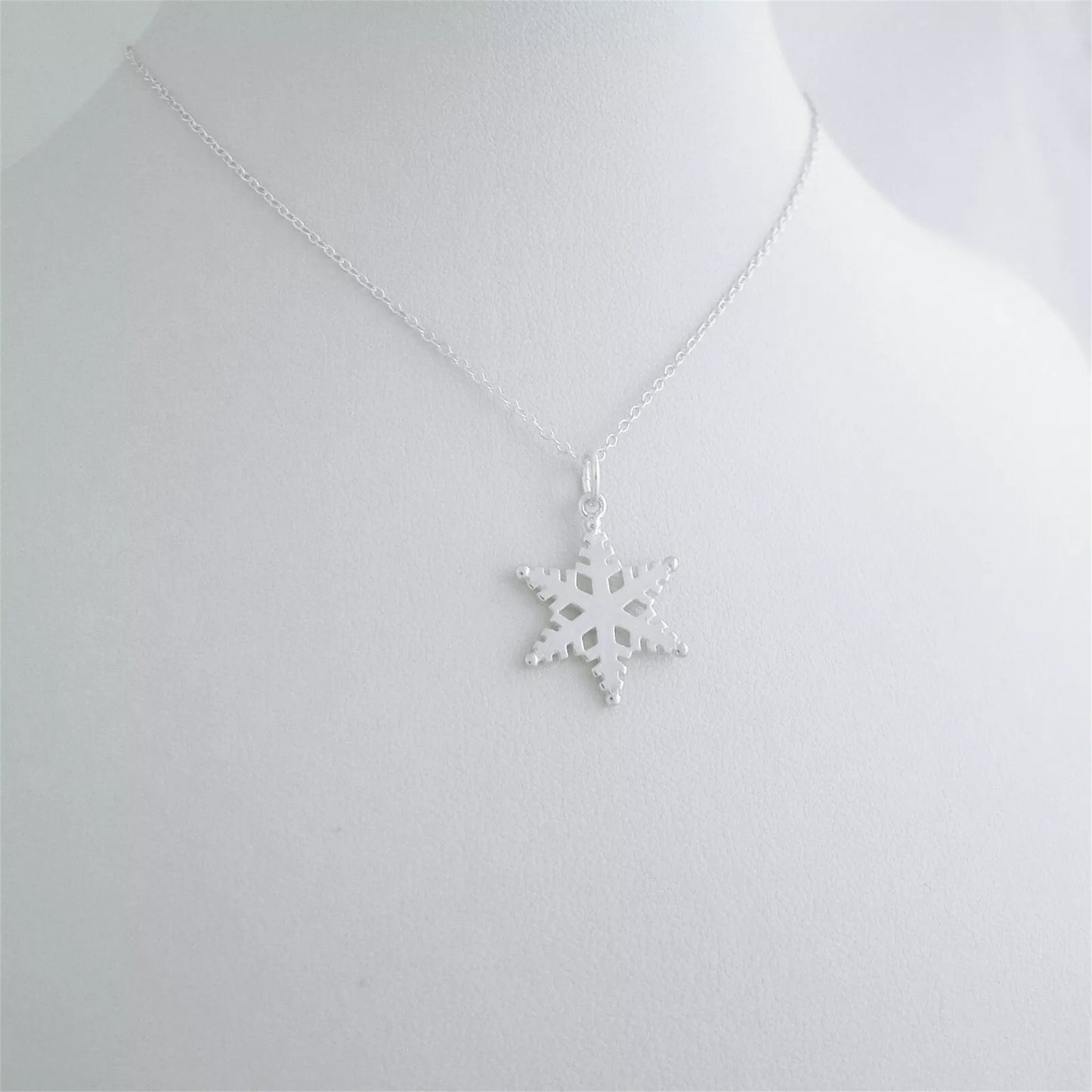 Sterling Silver 18mm Solid Snowflake Necklace Bracelet Charm 25mm Full Length