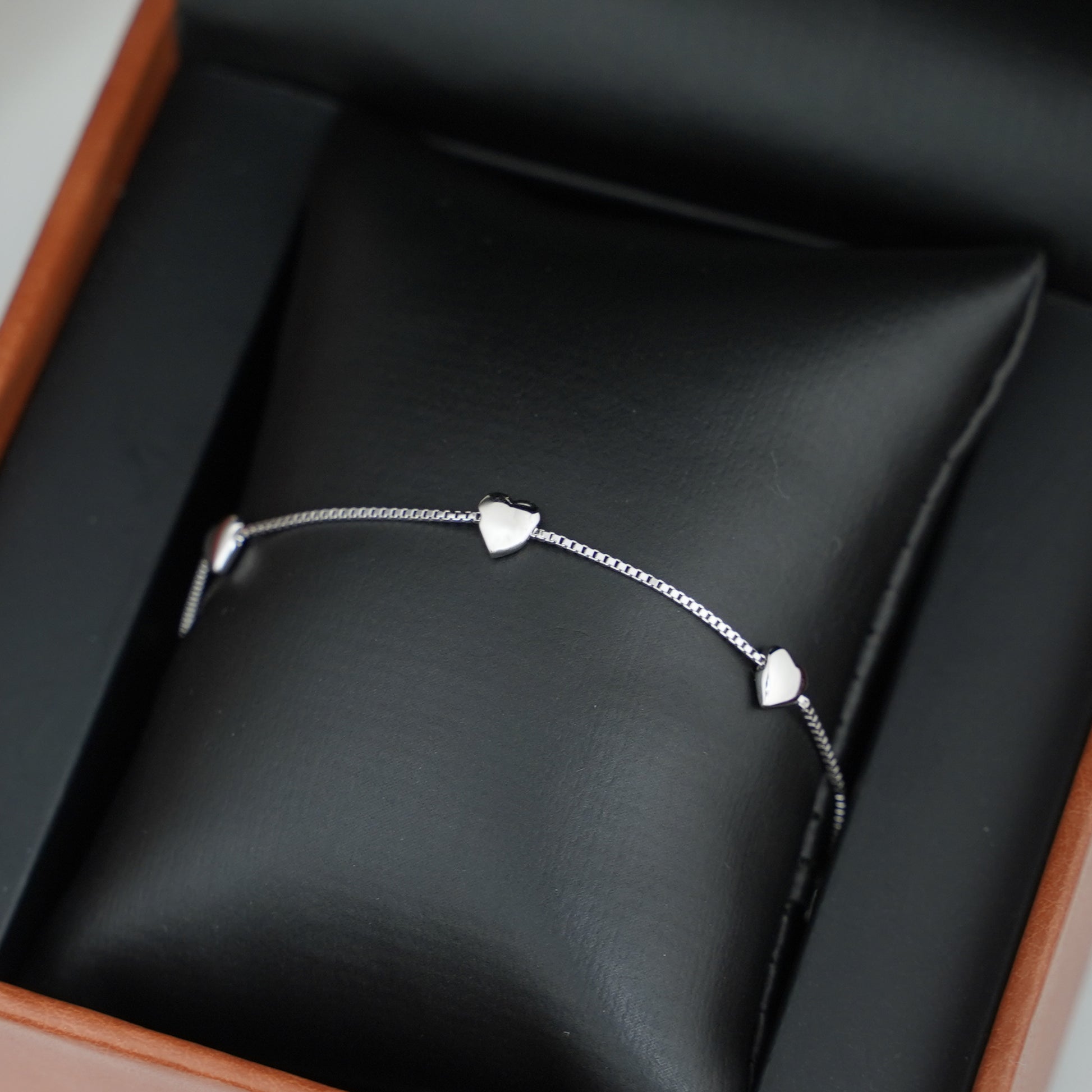 Love Hearts Bracelet in Rhodium Plated Sterling Silver with Box Chain - sugarkittenlondon