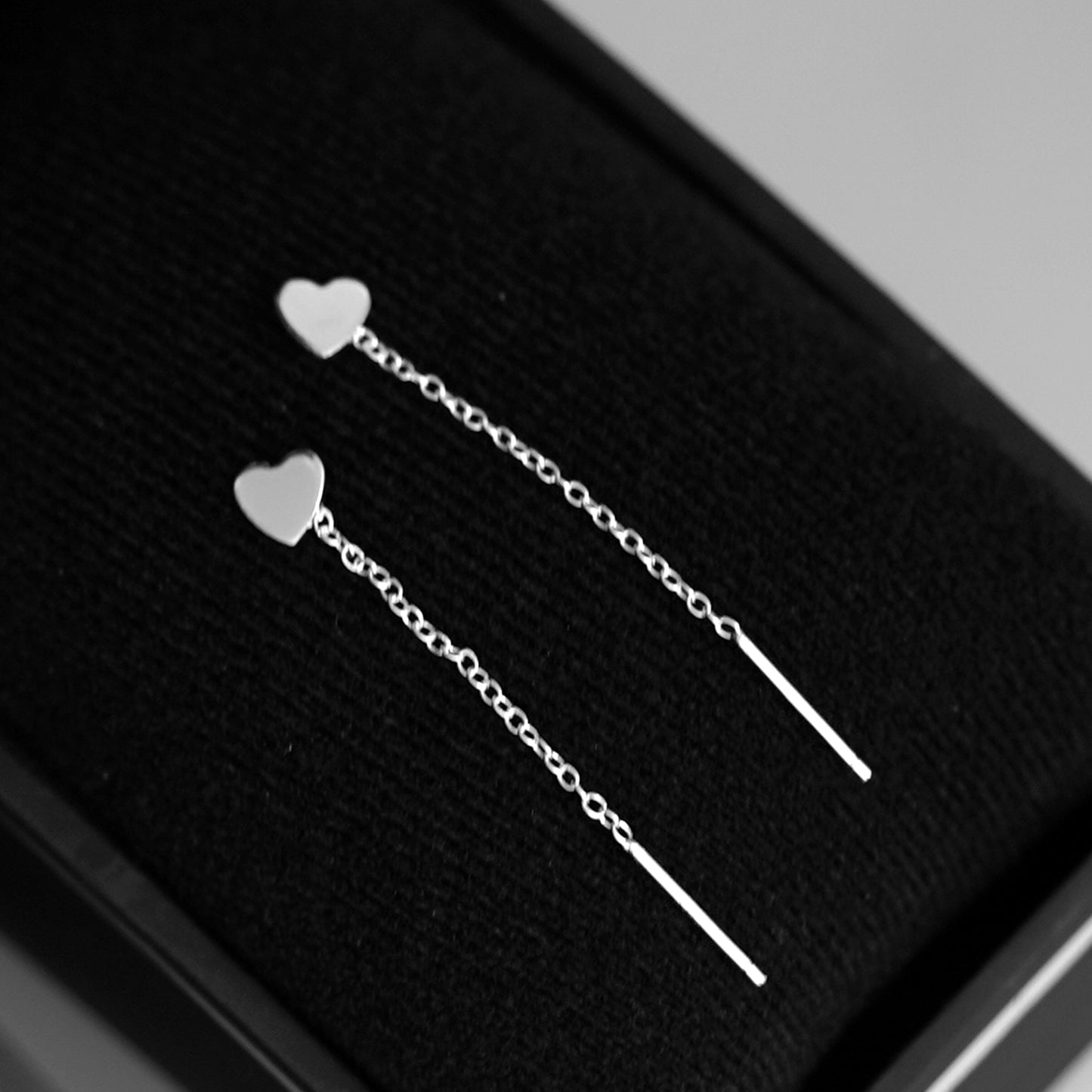 925 Sterling Silver Heart Threader Dangle Earrings with Shiny Finish - sugarkittenlondon