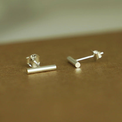 Sterling Silver Bar Line Linear Column Minimalist Simple Stud Earrings - sugarkittenlondon