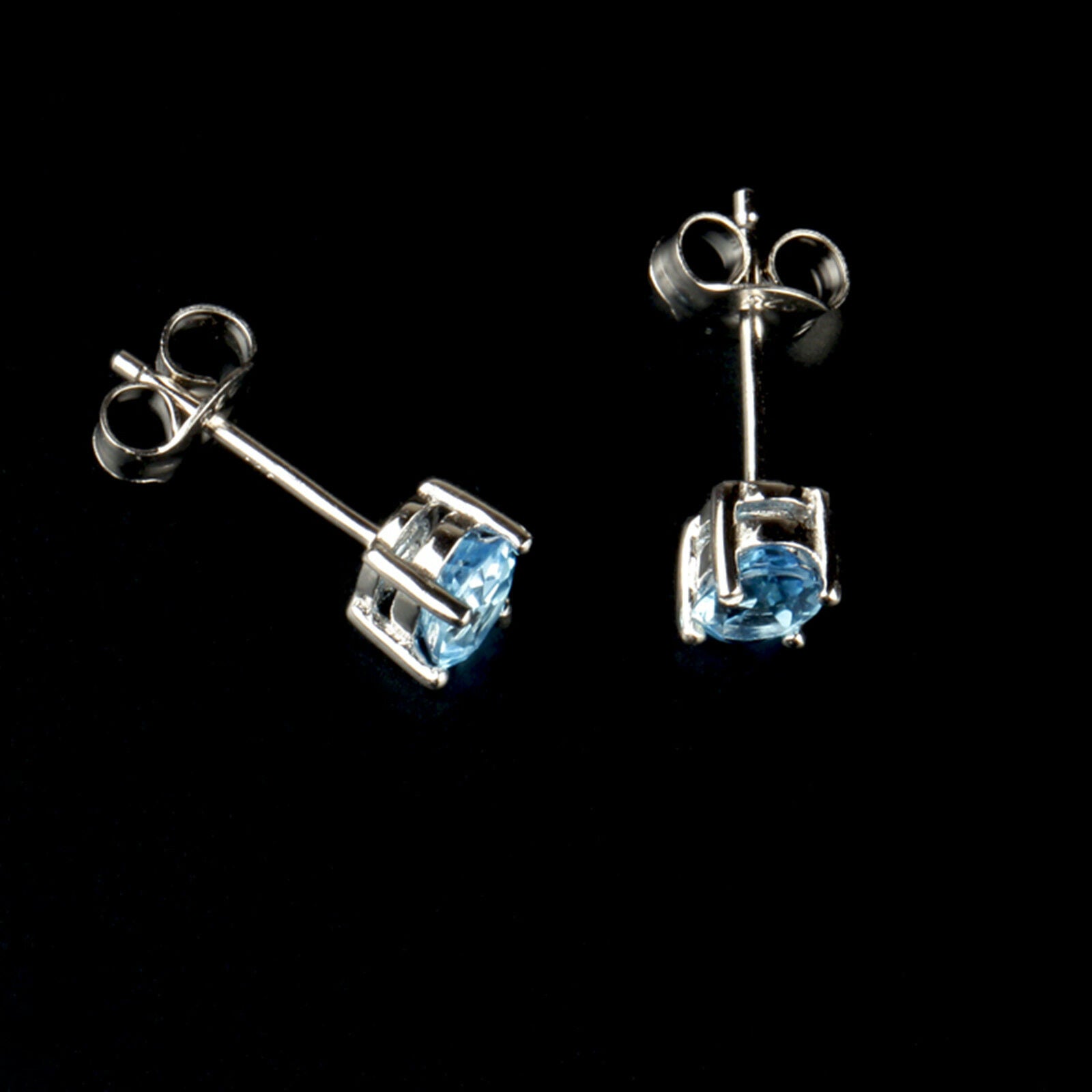 925 Sterling Silver Solitaire Blue Oval Cut CZ Stud Earrings - sugarkittenlondon