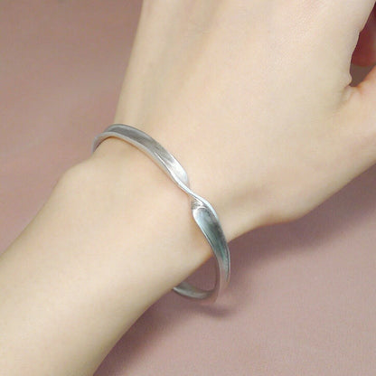 Sterling Silver Solid Matte Twist Concave Rope Cuff Bangle Full UK Hallmark - sugarkittenlondon