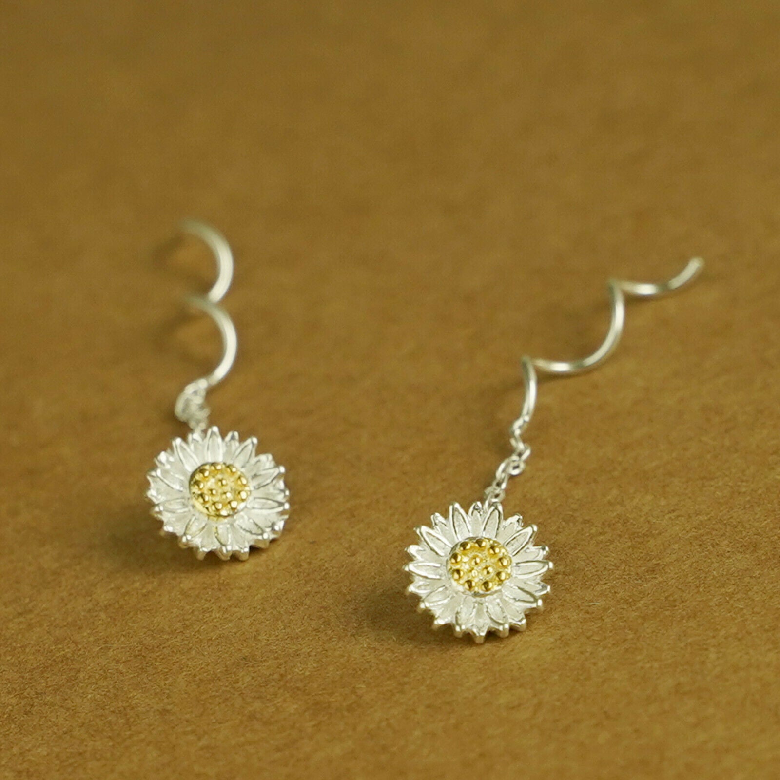 Sunflower Pull-Through Wave Threader Dangle Earrings in Sterling Silver - sugarkittenlondon