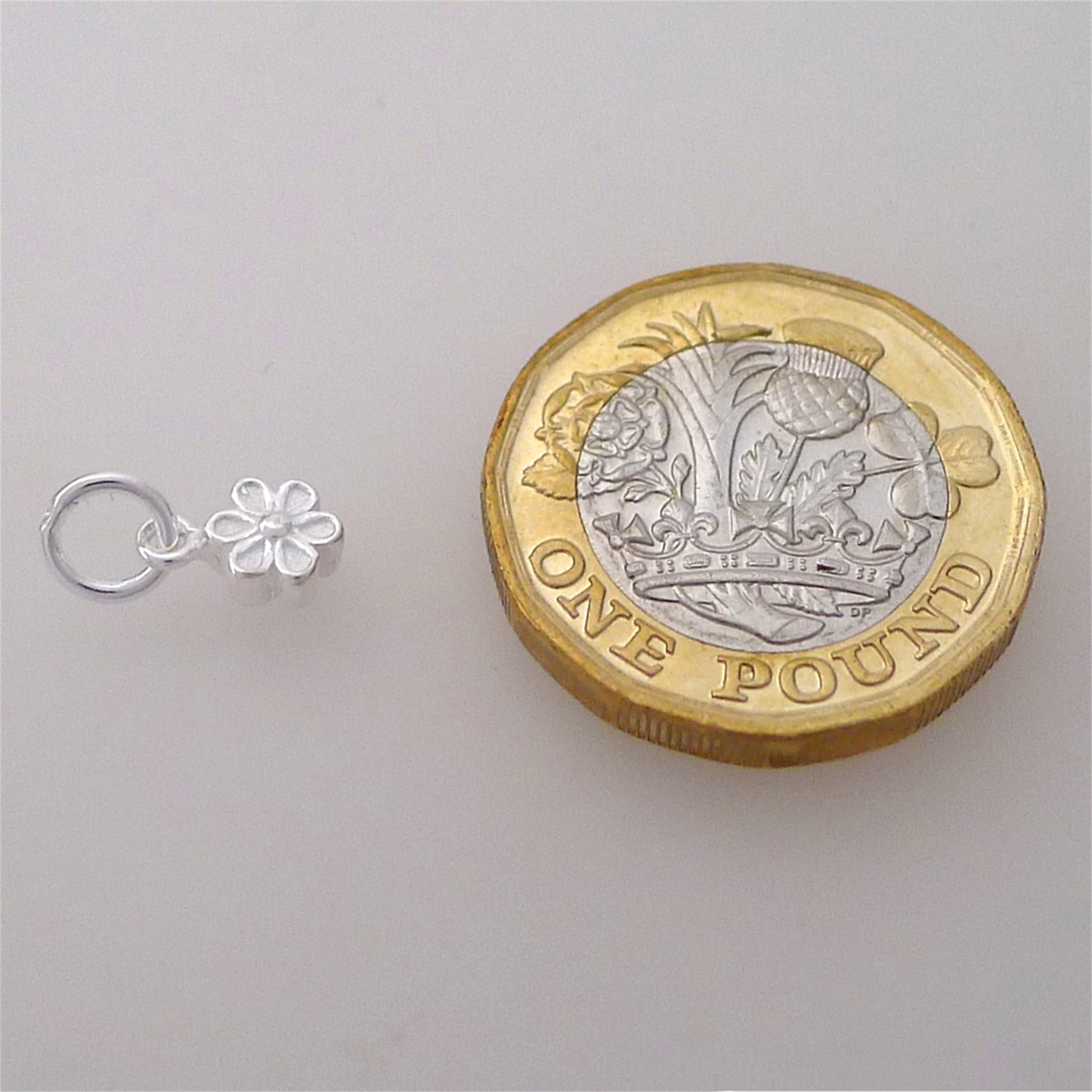 2 Sterling Silver Flower Daisy Charm Pendants for Necklace or Bracelet - sugarkittenlondon